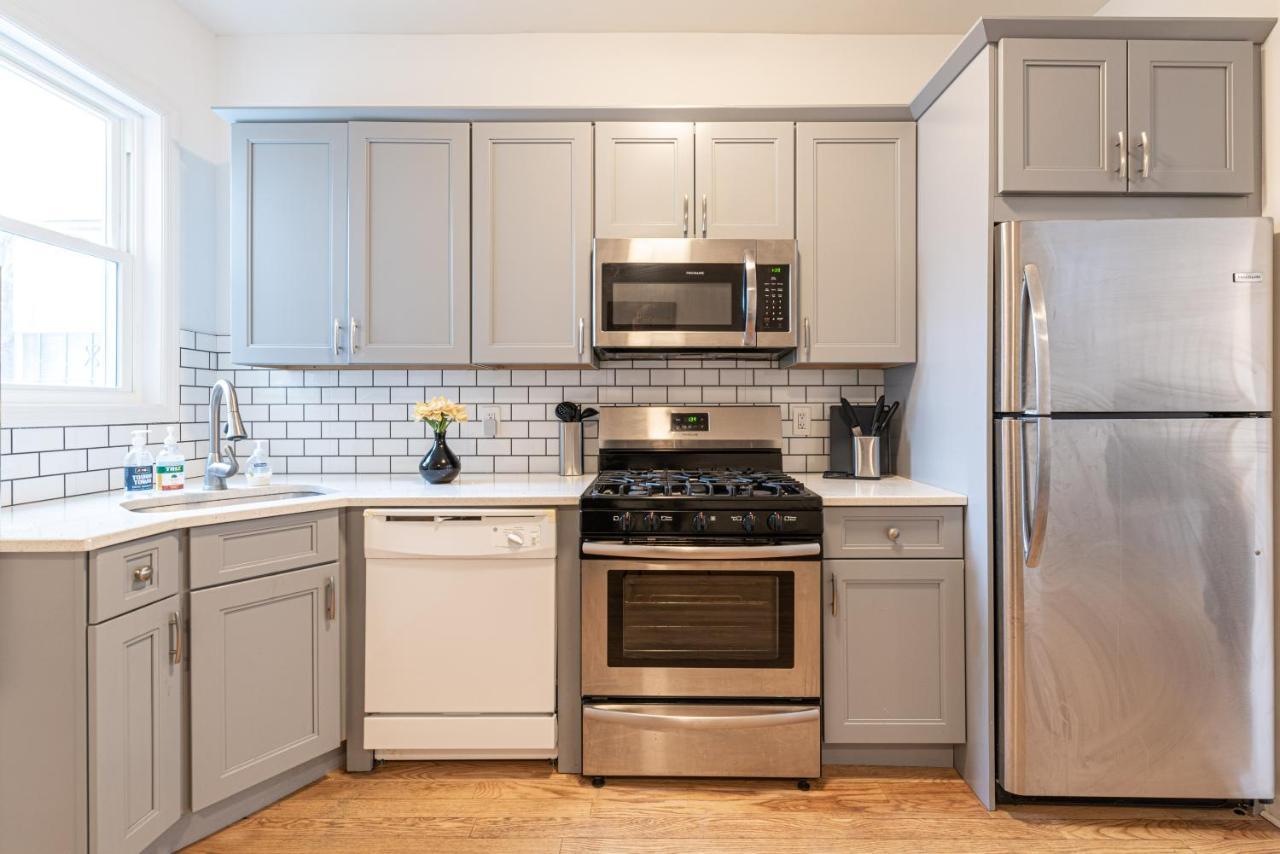 Tranquil Town House With Parking And Laundry - Just 25 Minutes To Time Square! Villa Jersey City Eksteriør billede