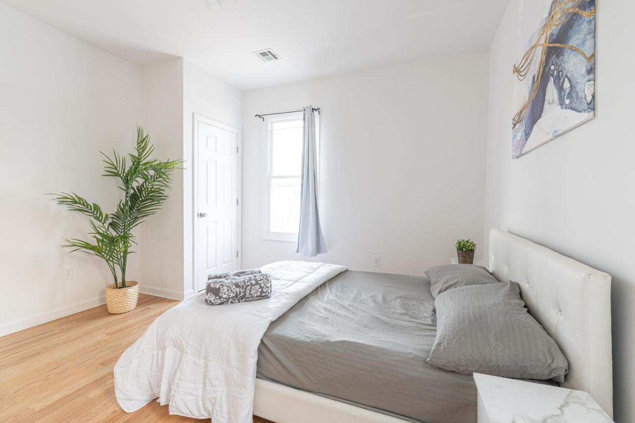 Tranquil Town House With Parking And Laundry - Just 25 Minutes To Time Square! Villa Jersey City Eksteriør billede